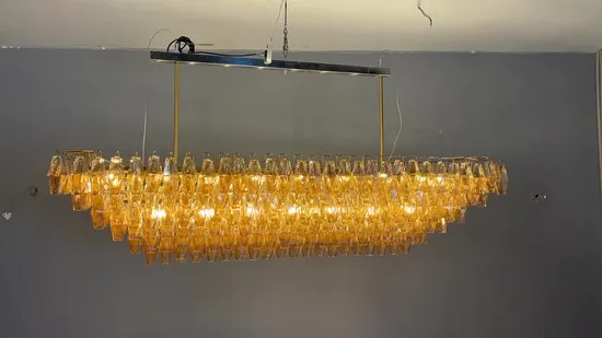 Moderne Restaurierungs-Hardware-Beleuchtung Chiara Rauchglas-gestufter rechteckiger Kronleuchter
